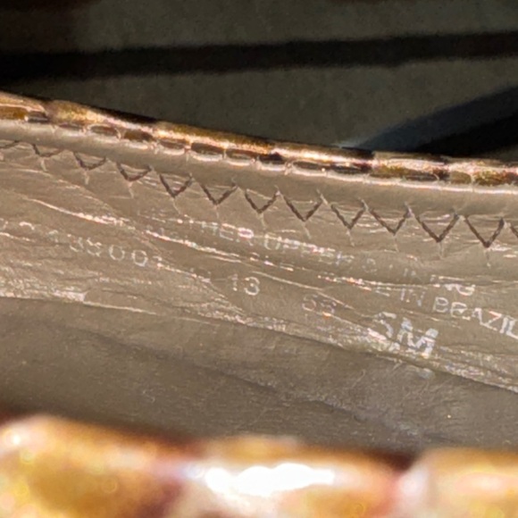 Tory Burch Brown Textured Flats with Gold Emblem - Picture 9 of 9